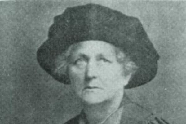 Who Was Aleen Cust? – Ireland’s Trailblazing First Female Vet